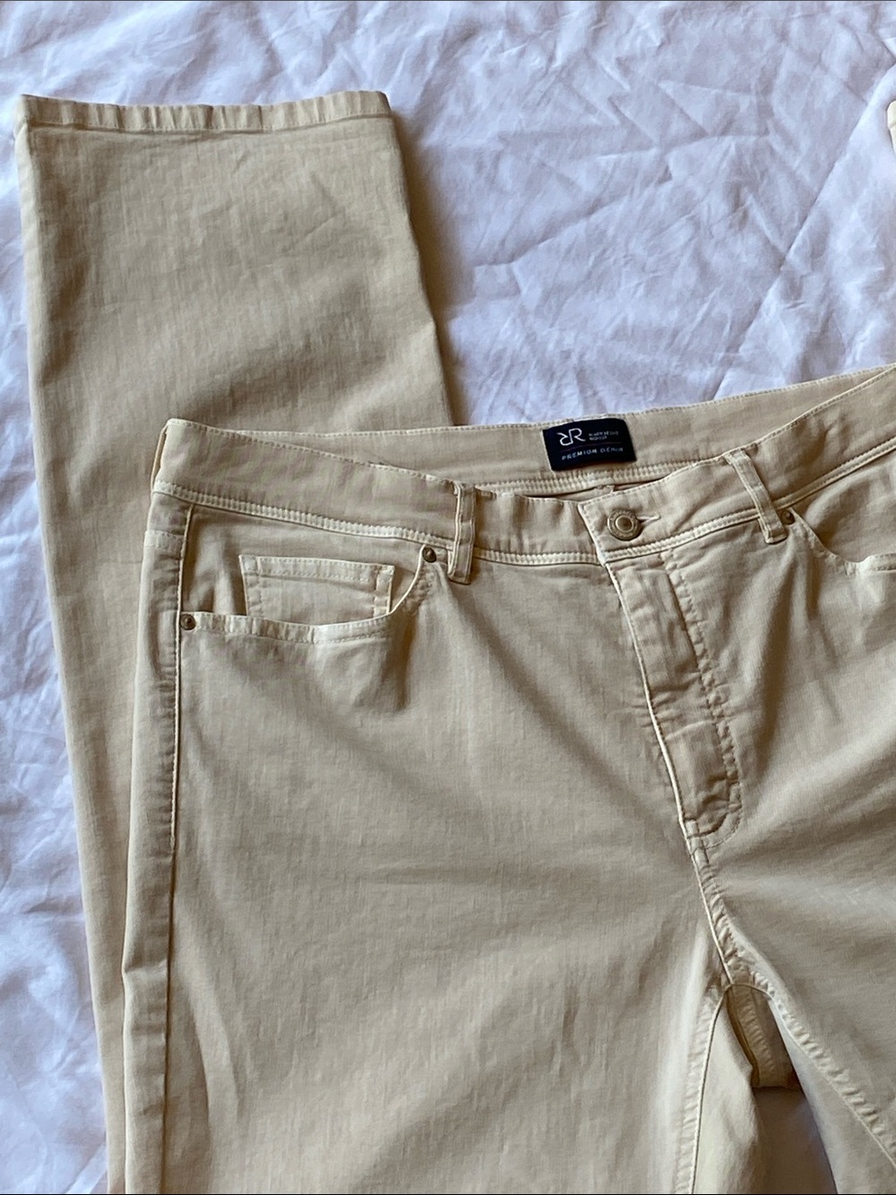RAFFAELLO ROSSI Light beige High-Waist Jeans - Picture 8 of 11